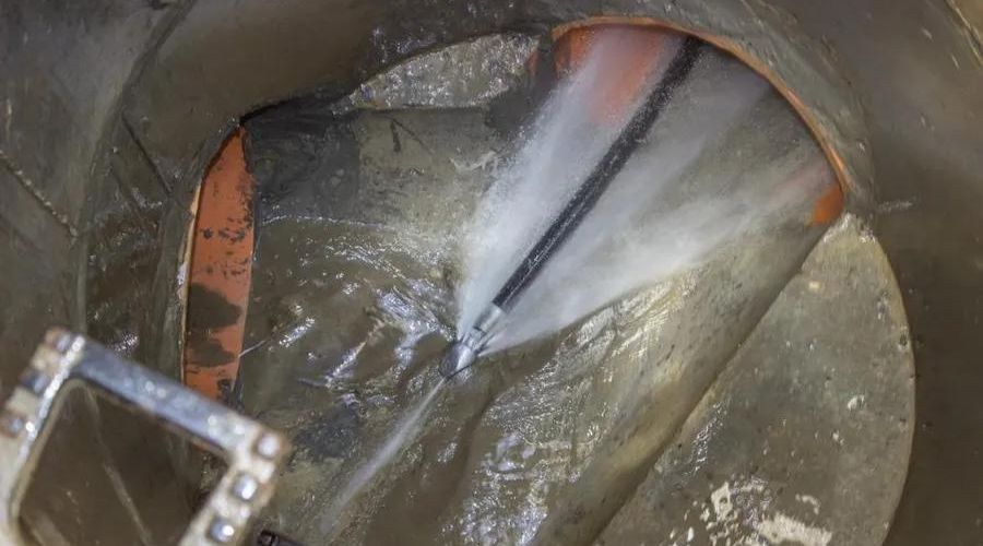 hydrojetting
